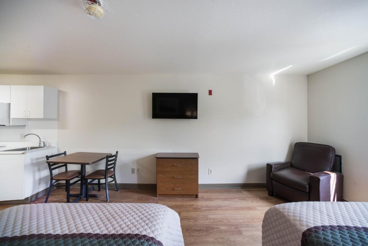Hometowne Studios By Red Roof St. Louis - Airport/N Lindbergh Hazelwood Luaran gambar