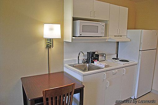 Hometowne Studios By Red Roof St. Louis - Airport/N Lindbergh Hazelwood Luaran gambar
